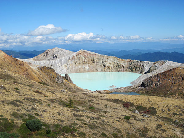 白根山湯釜 信州の旅 Com